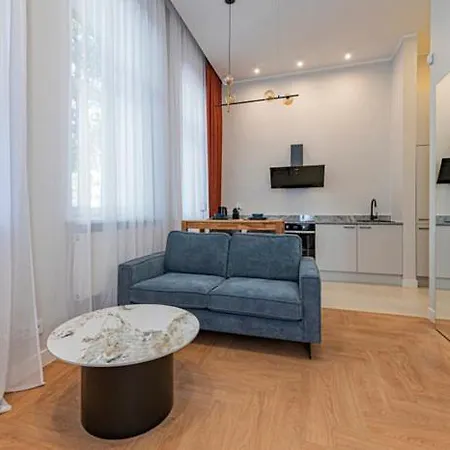 Apartment Kestucio 91 *